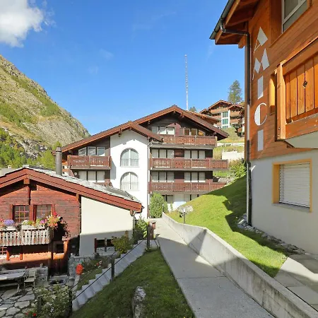 Collinetta Apartment